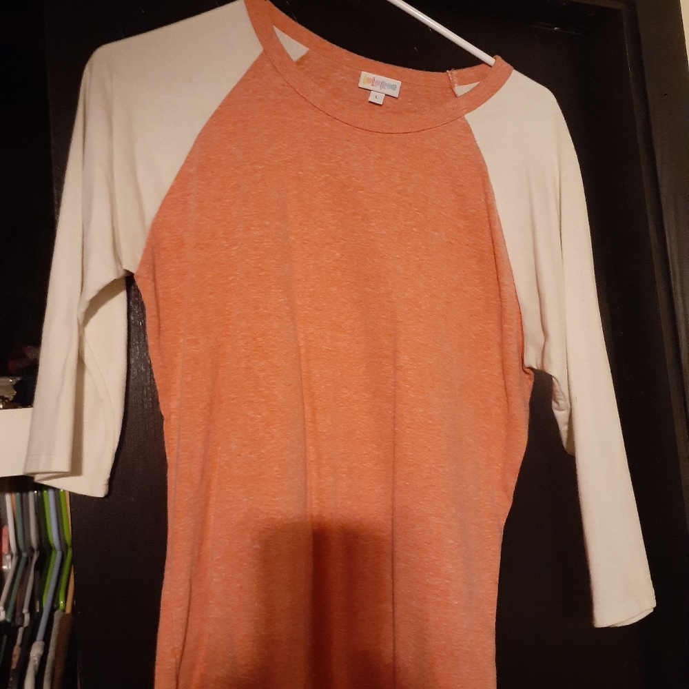 Baseball tee